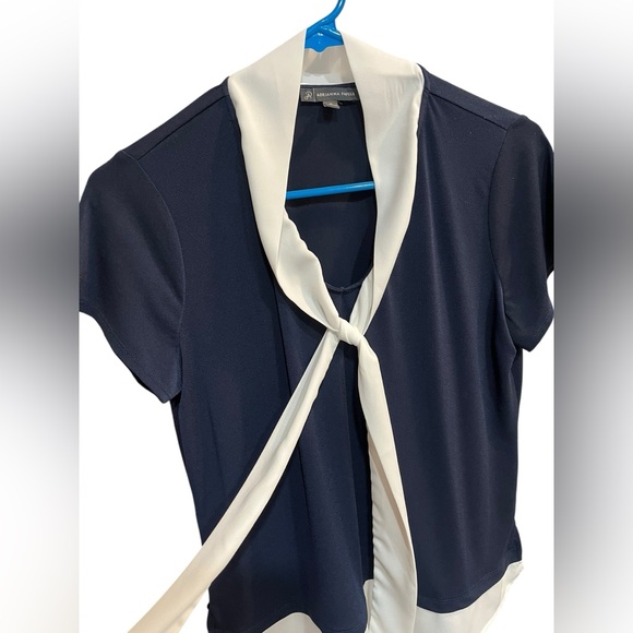 Adrianna Papell Navy Blue and White Short Sleeve Blouse with Front tie - Medium - Picture 2 of 7